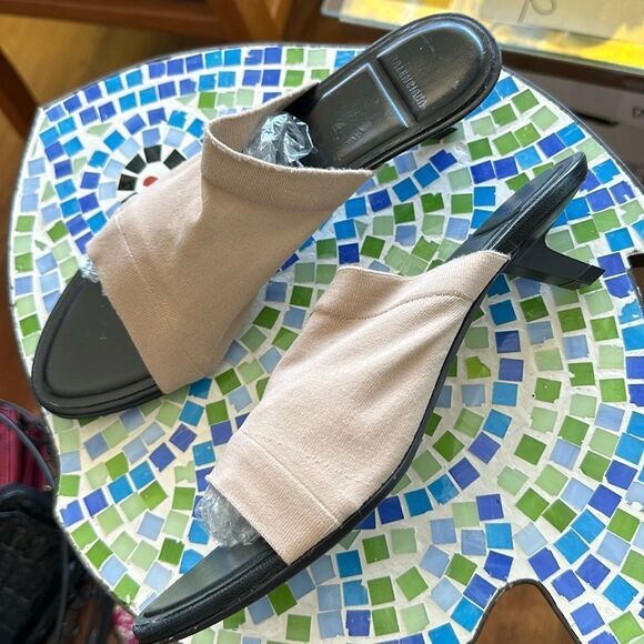 Authentic Ballenciaga Stretch Sandal Mule Size 39 - Picture 1 of 8